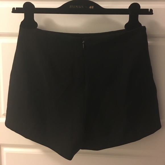 BCBGeneration Skort - Picture 3 of 4